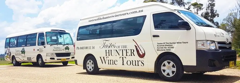 Tastes of the Hunter buses in Pokolbin